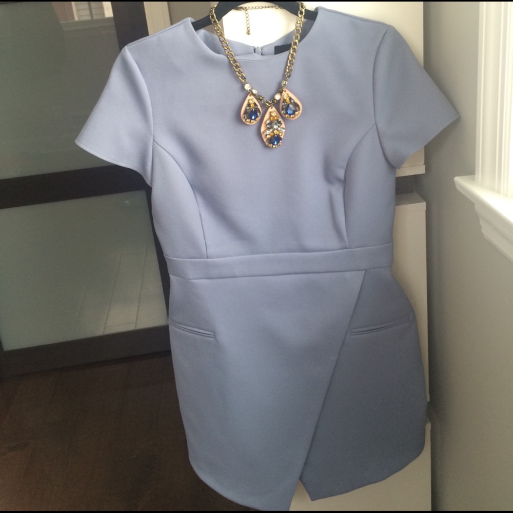 Light blue short sleeve dress