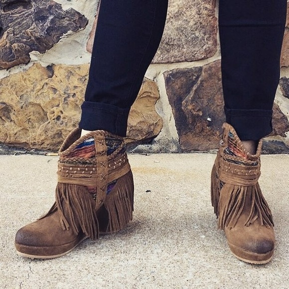 Tan Braided Stitched Boho Fringe Ankle Booties - Picture 3 of 6
