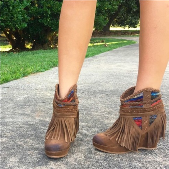 Tan Braided Stitched Boho Fringe Ankle Booties - Picture 4 of 6