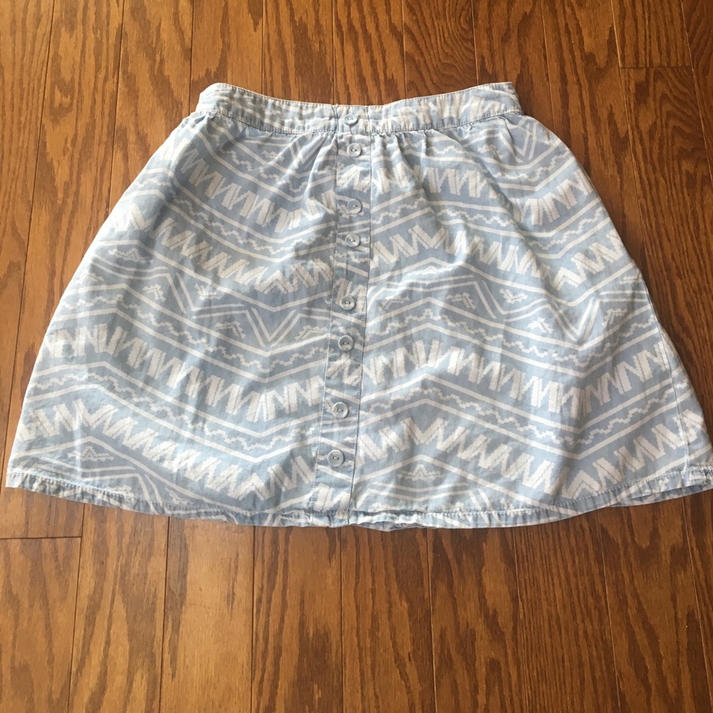Patterned light blue skirt