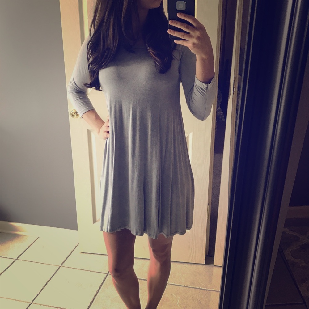 Vestique Gray Dress