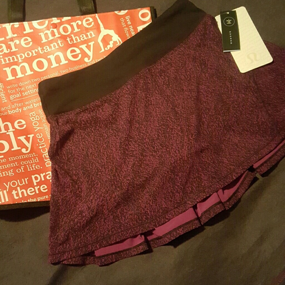 Lululemon Circuit Breaker Skirt