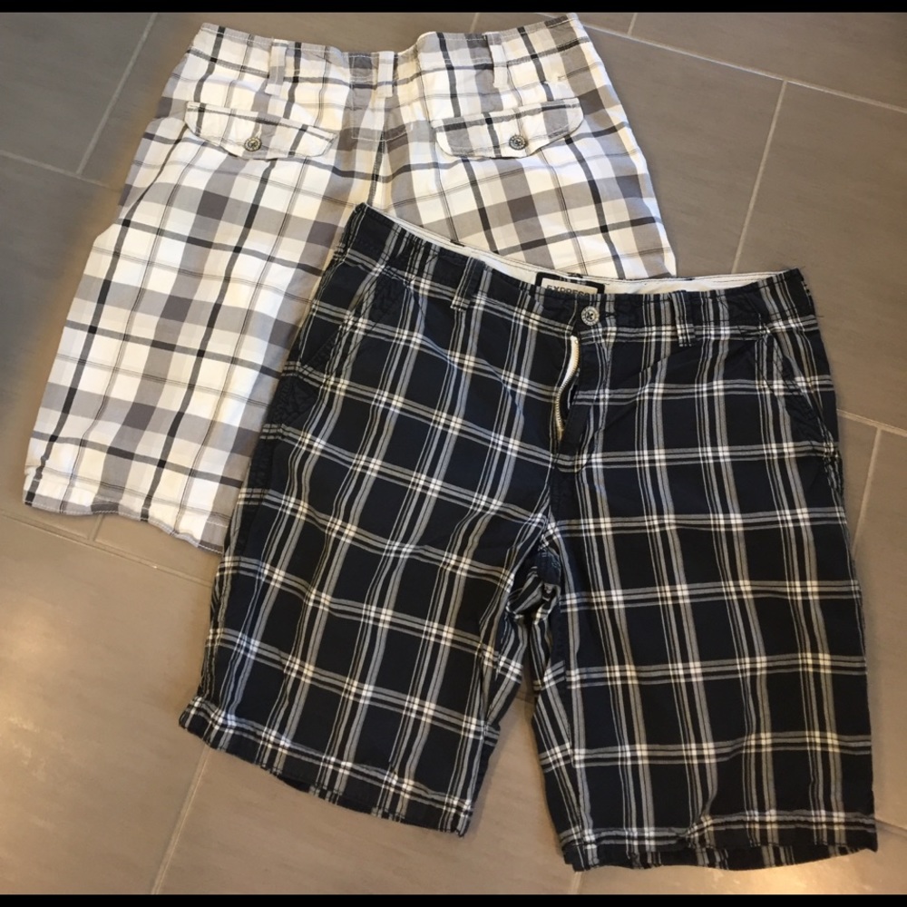 2 pairs mens plaid shorts