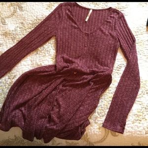 Long sleeve burgundy knit dress