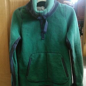 Lululemon long sleeved green/navy
