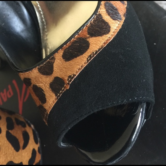 Wild Pair leopard print heels - Picture 2 of 5