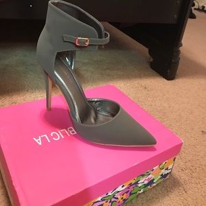 Gray heels
