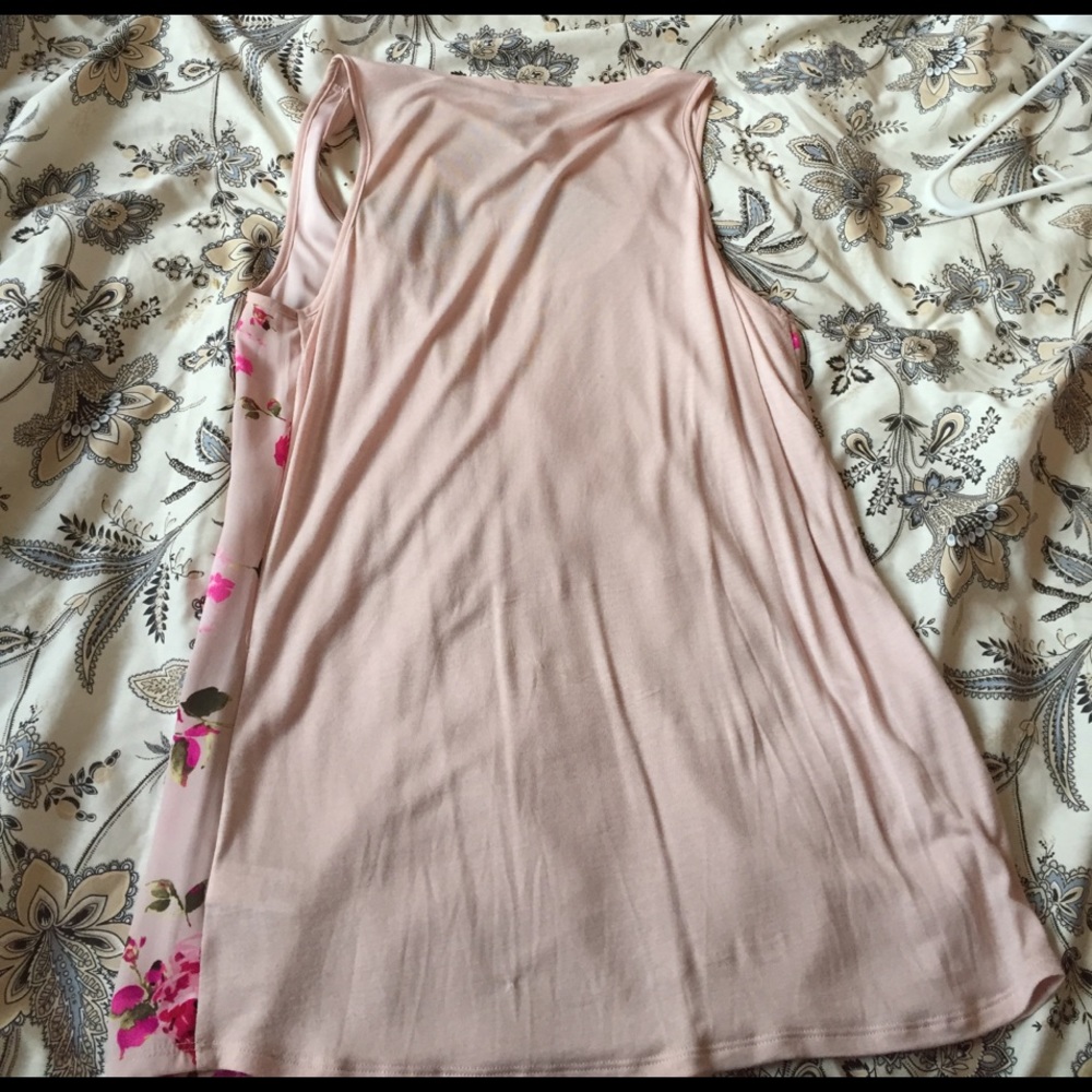 Top - Picture 2 of 2