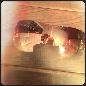 Kenneth Cole Reaction sunglasses