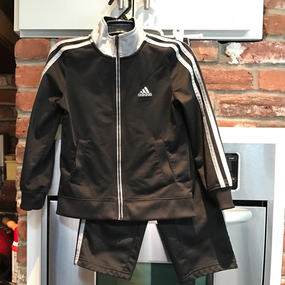 Adidas kids warm up suit