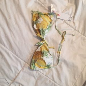 Billabong Bandeau Bikini Top. Size M