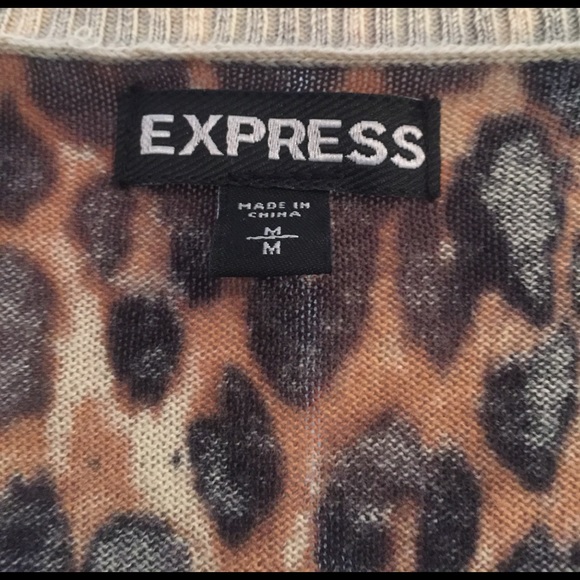 Leopard Express sweater size medium - Picture 2 of 2