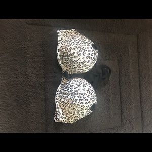 Cheetah bombshell Victoria's Secret bikini top