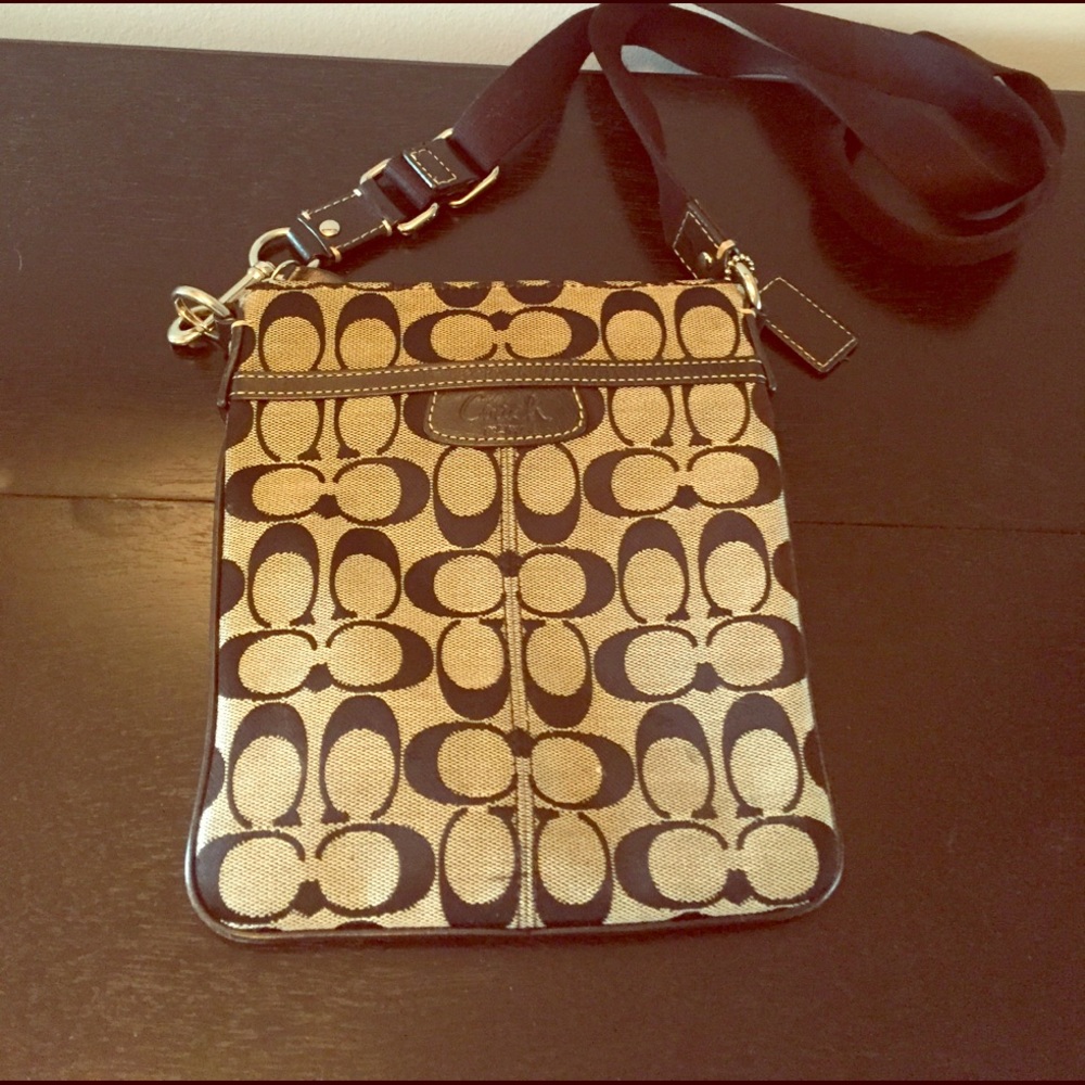 Small cloth Coach side satchel