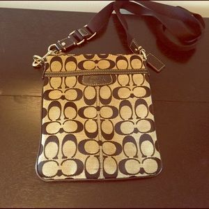 Small cloth Coach side satchel