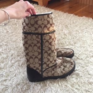 Coach winter boots