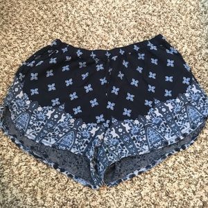Abercrombie & Fitch Shorts - Abercrombie & Fitch Cotton Shorts Abercrombie & Fitch Shorts - Abercrombie & Fitch Cotton Shorts