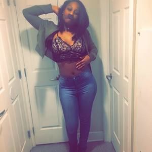 Meet your Posher, Jaye