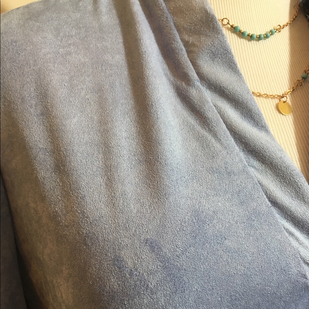 Last One! Sky Blue V-Neck Velvet 3/4 Sleeve Top - Picture 6 of 6