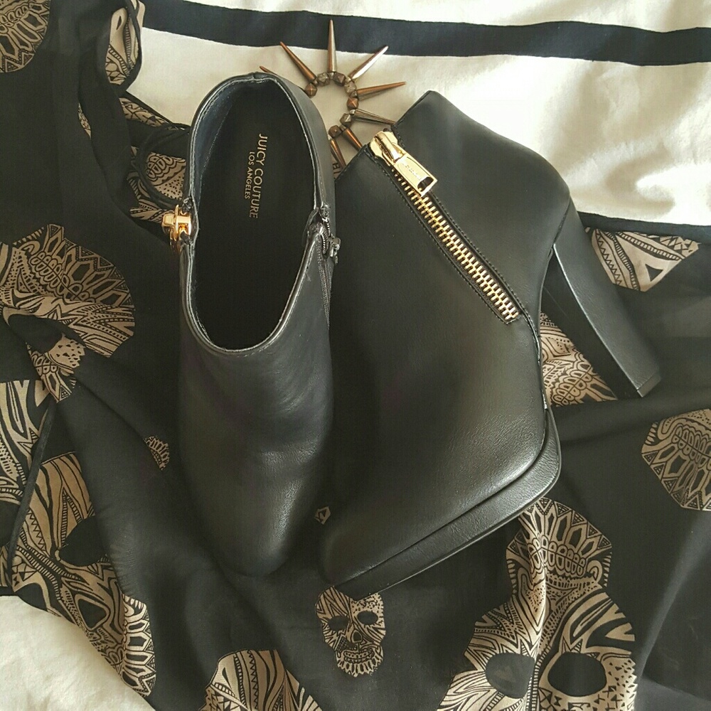 Juicy Couture booties