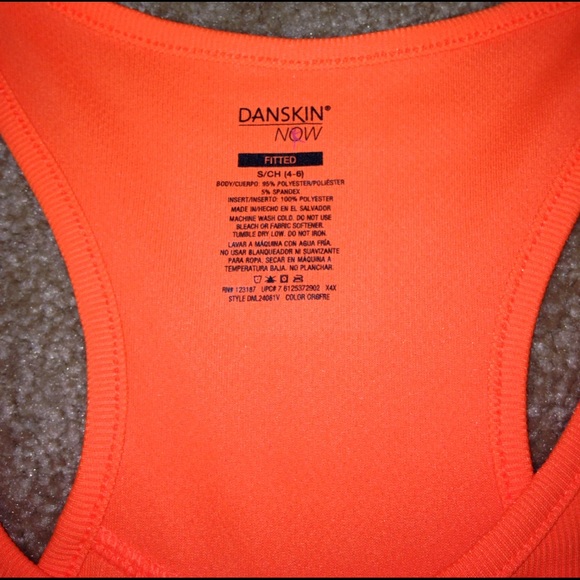 Danskin Now tank top/shorts workout set - Picture 2 of 4