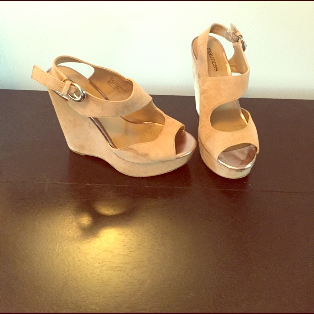 Size 6 wedges from Maurice's