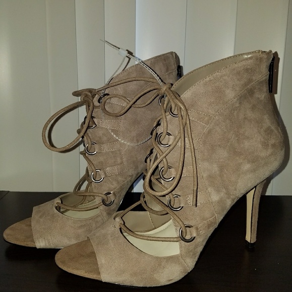 BCBGeneration heels /open time booties - Picture 2 of 3