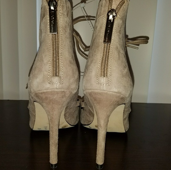 BCBGeneration heels /open time booties - Picture 3 of 3