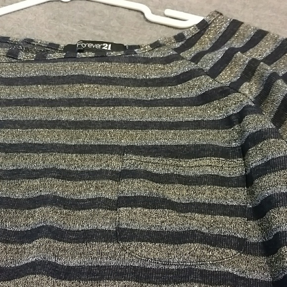 Gold glitter long sleeve - Picture 2 of 2