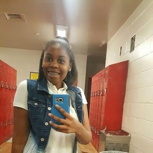 Meet your Posher, Samaria