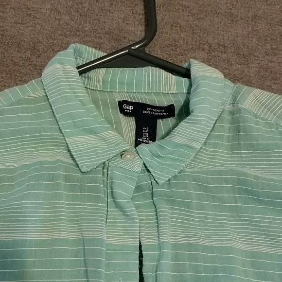 Button down blouse - Picture 2 of 3