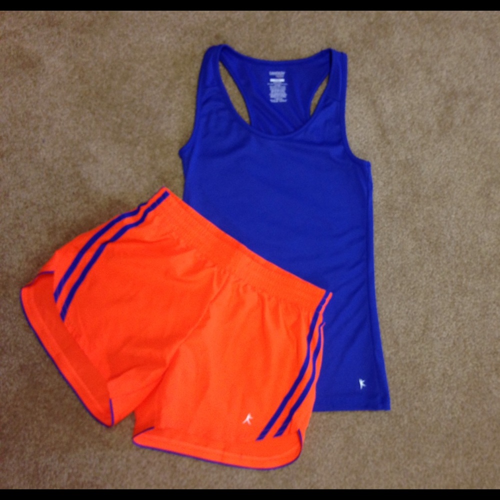 Danskin Now tank top/shorts workout set