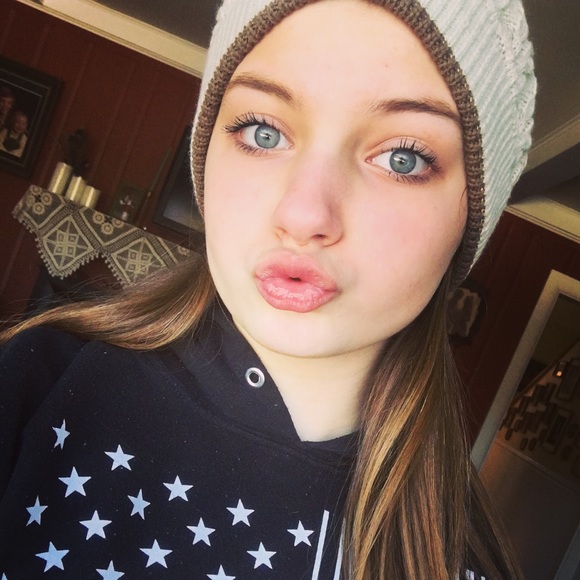 Meet your Posher, Amelia - Picture 1 of 1