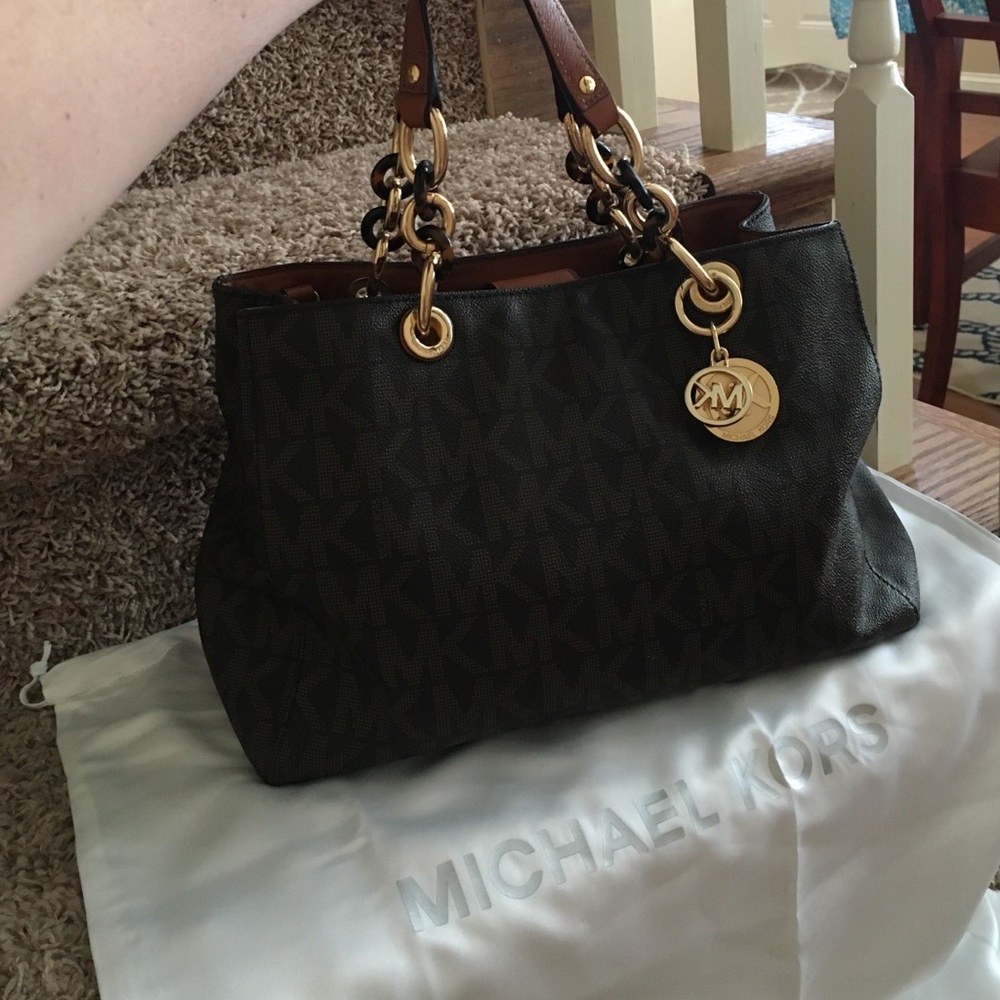 Authentic MK brown Logo tortoise handbag