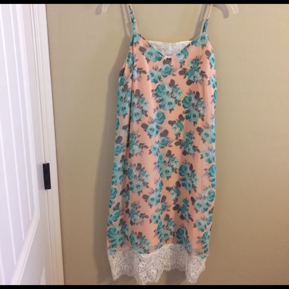 🔥FINAL PRICE🔥  BRAND NEW super cute floral dress