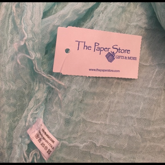 Pale turquoise viscose scarf - Picture 2 of 3