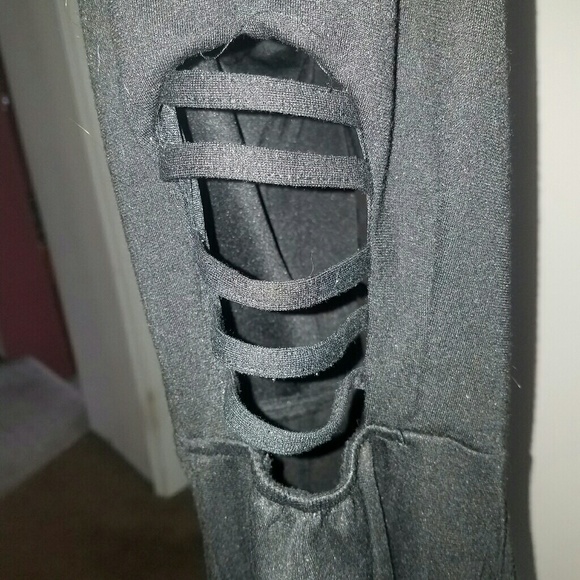 Little black dress - Picture 3 of 3