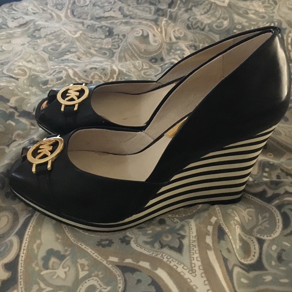 Michael kors wedges