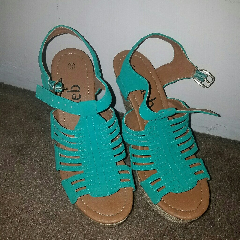 Teal scrappy wedges
