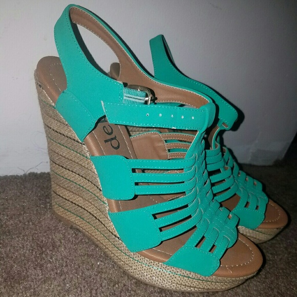Teal scrappy wedges - Picture 2 of 2
