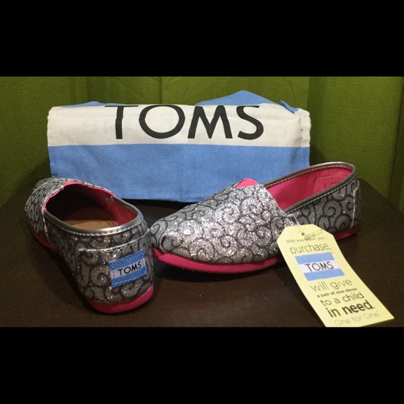 Toms Classics Silver Swirl Pattern - Picture 2 of 3