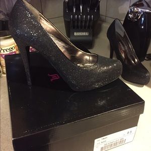 Just Fab size 8.5 Finley Black heels