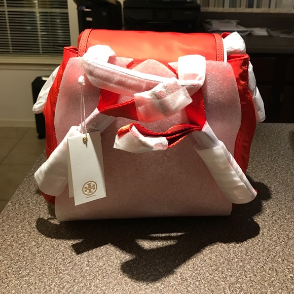 SOLD 💯Authentic Tory Burch Backpack. - Picture 4 of 4