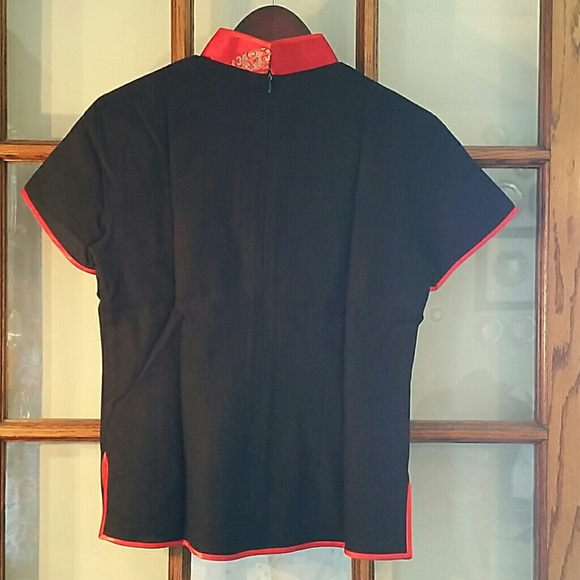 Chinese Top - Picture 2 of 3