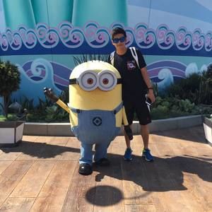 Meet your Posher, Hong yu