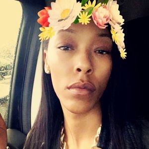 Meet your Posher, Dejanae