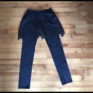 CALZEDONIA lace skirt with leggings