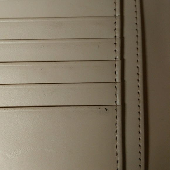 Kate Spade zip wristlet wallet - Picture 4 of 5