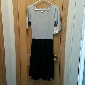 Lularoe NWT Nicole Black & Gray