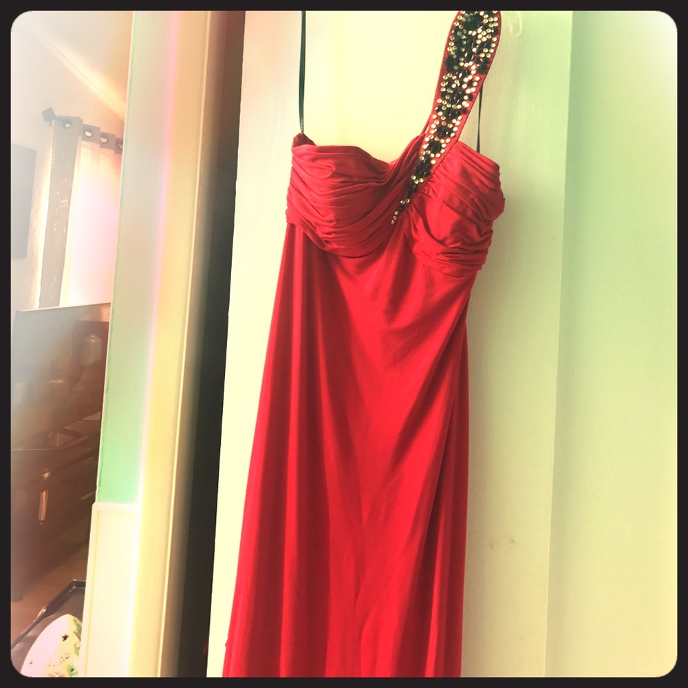 Stunning long red Calvin Klein gown